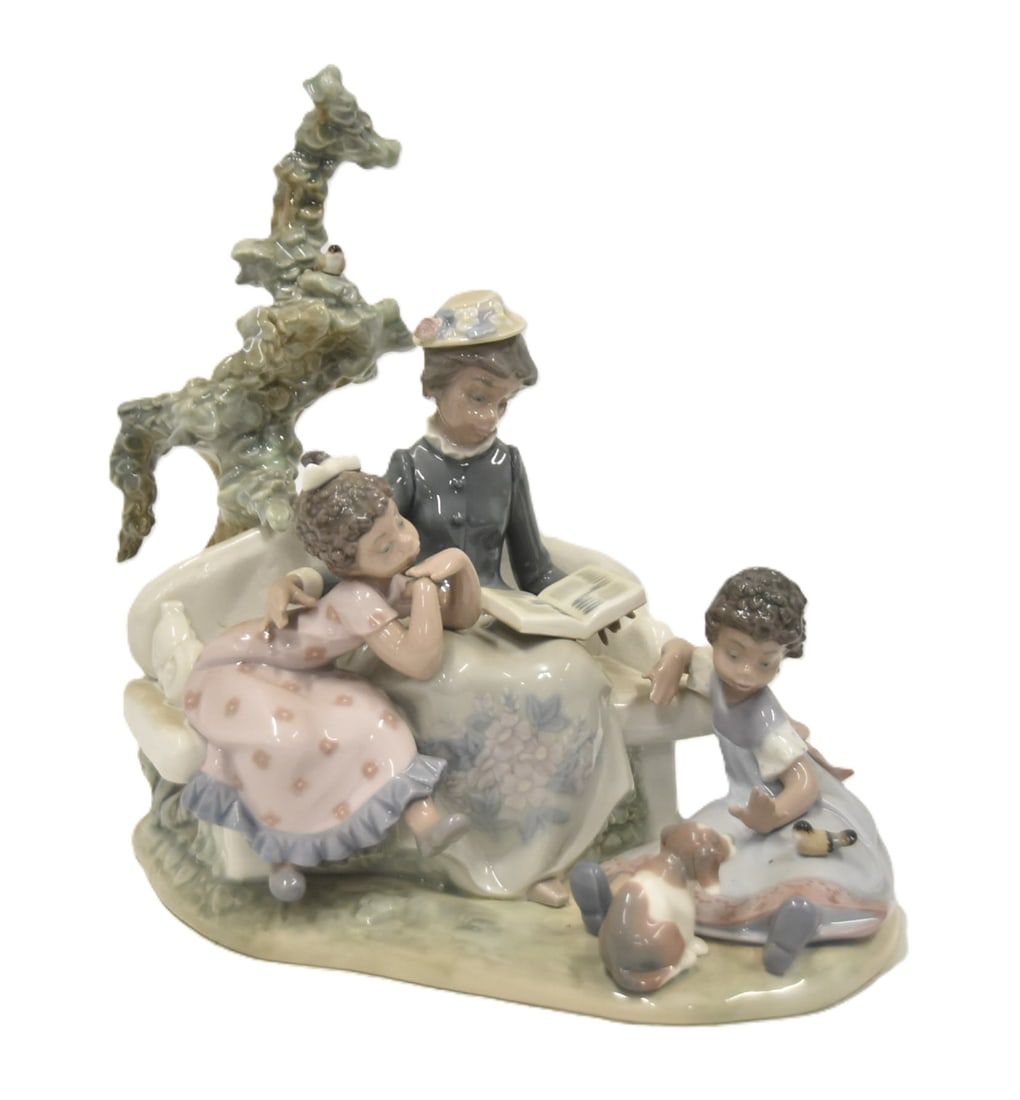LLADRO 5371 "FAMILY ROOTS" PORCELAIN GROUPING (1 of 11)