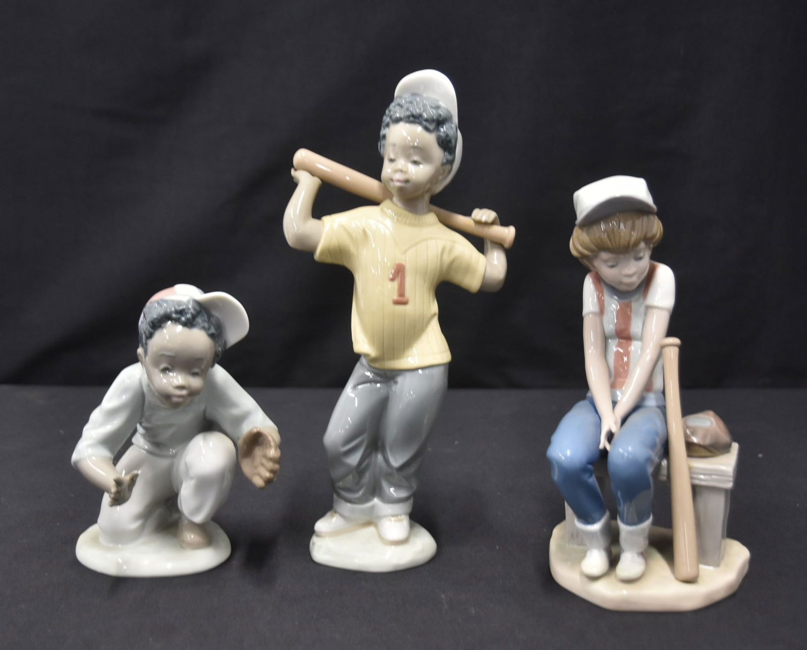 (3) LLADRO PORCELAIN BASEBALL FIGURINES (1 of 11)