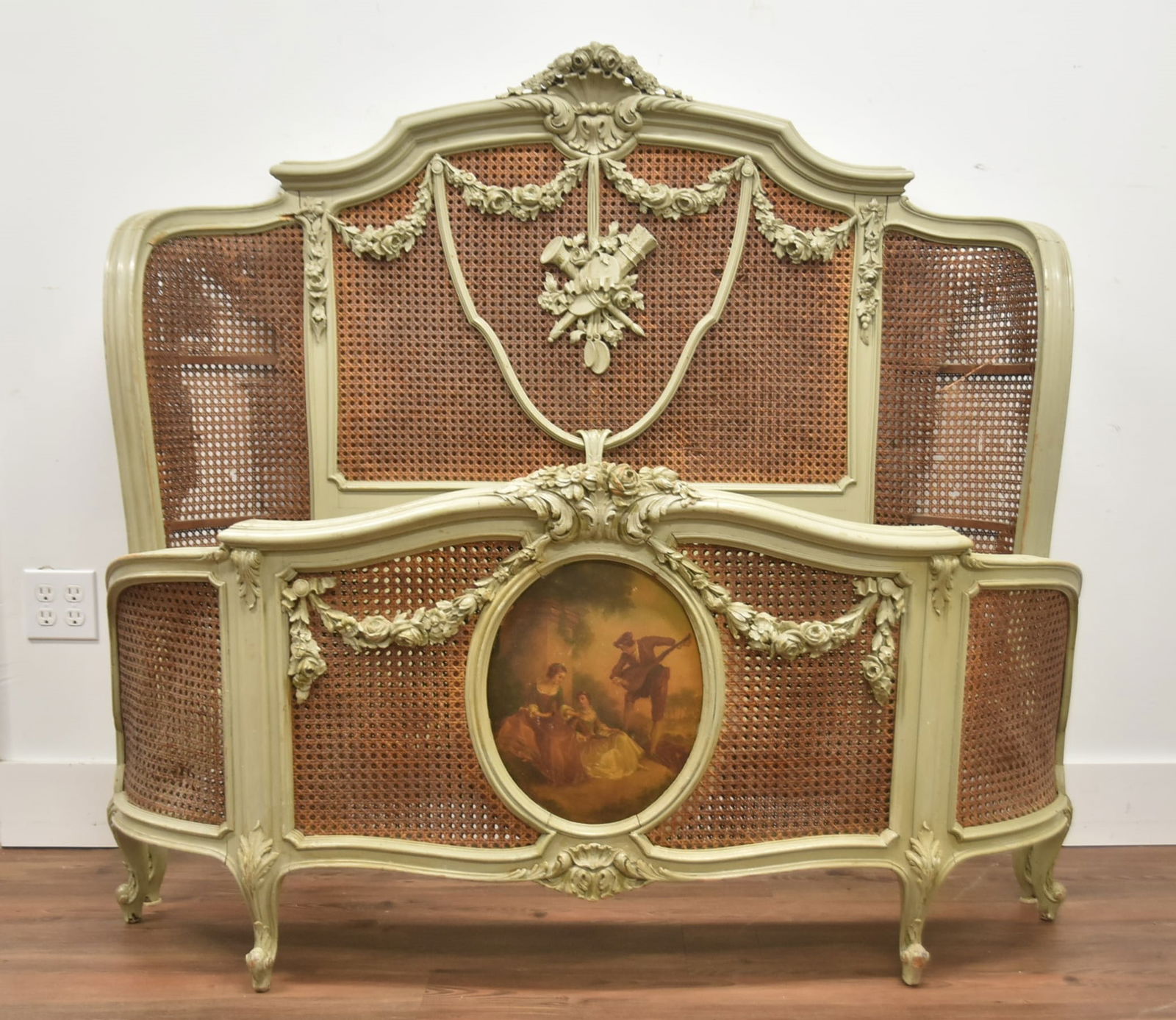19thC FRENCH LXVI CANE BED (1 of 14)
