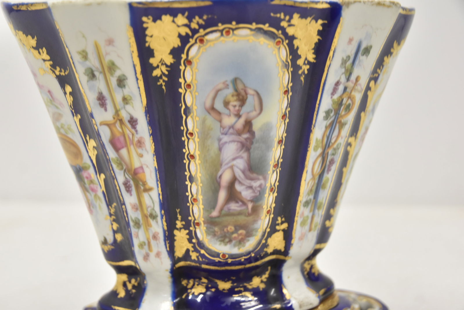 FRENCH 18thC SEVRES SOFT PASTE CACHE POTS - 10