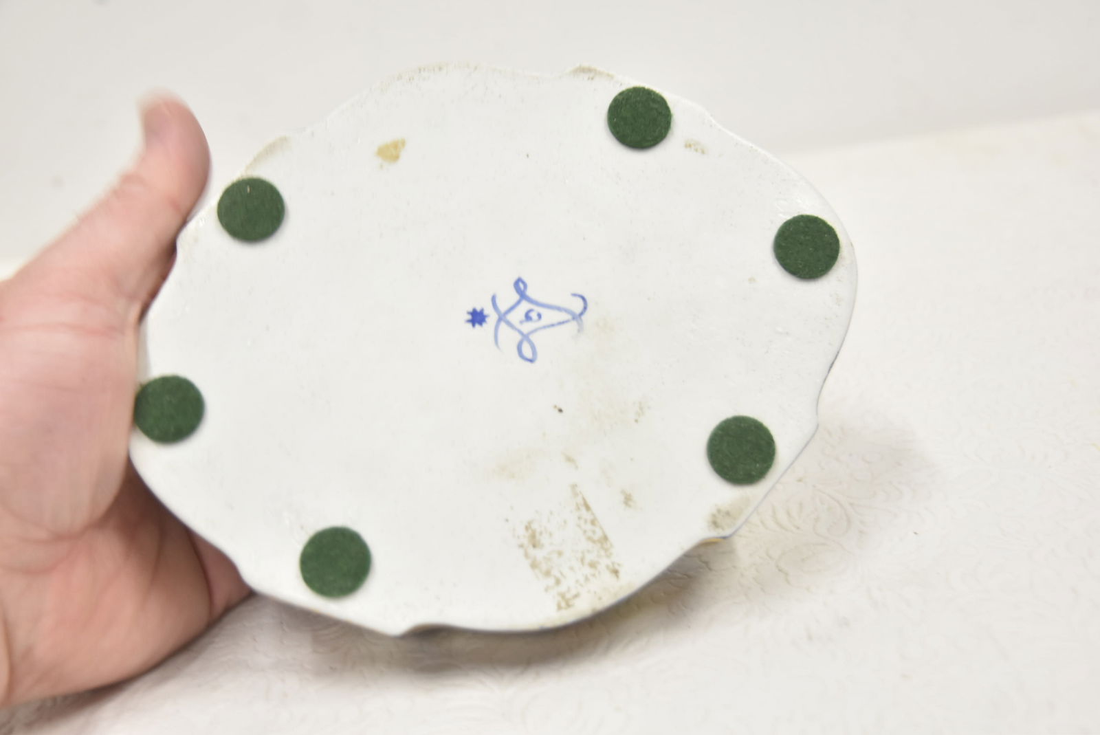 FRENCH 18thC SEVRES SOFT PASTE CACHE POTS - 6