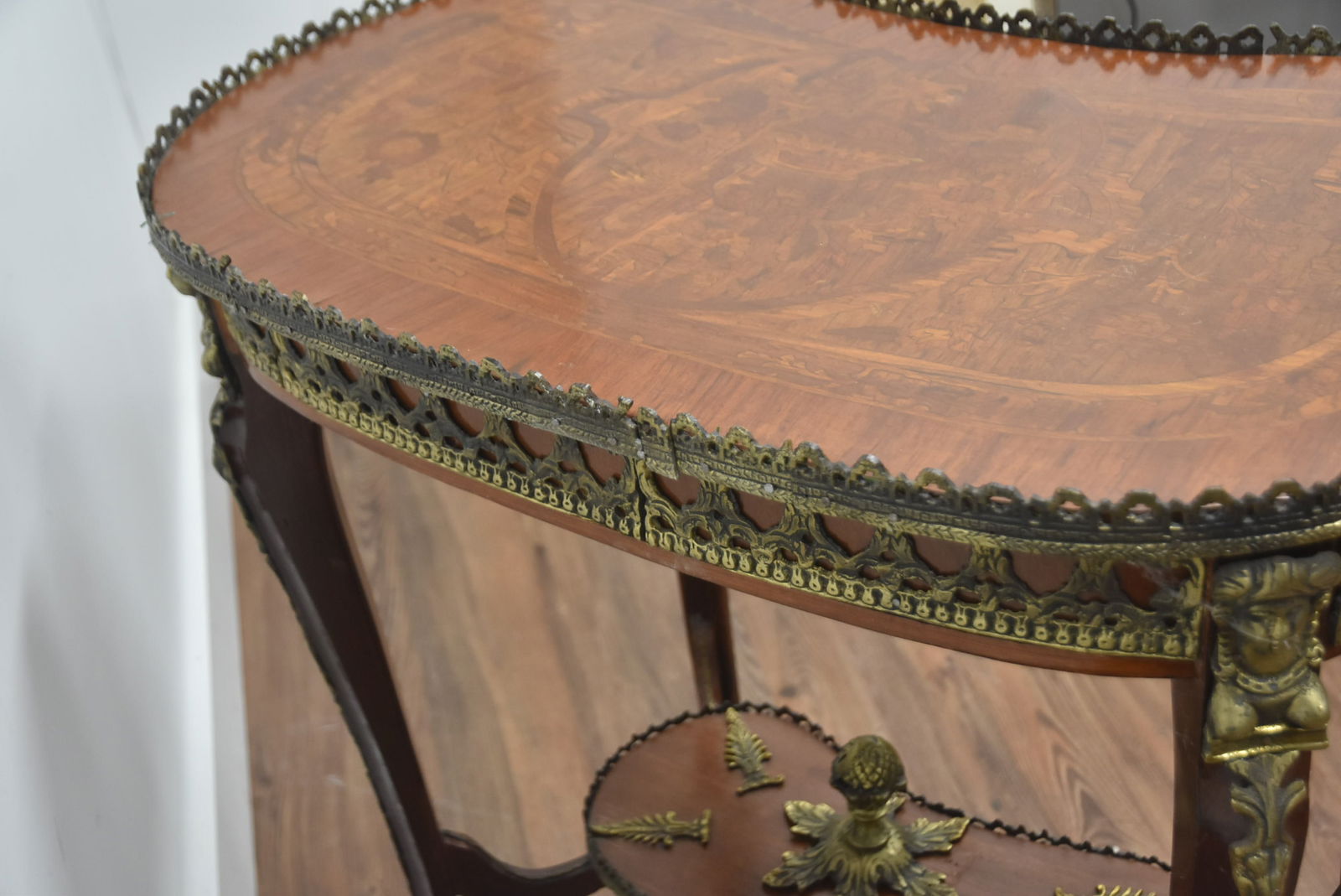 BRONZE MOUNTED KIDNEY SHAPE TABLE - 12