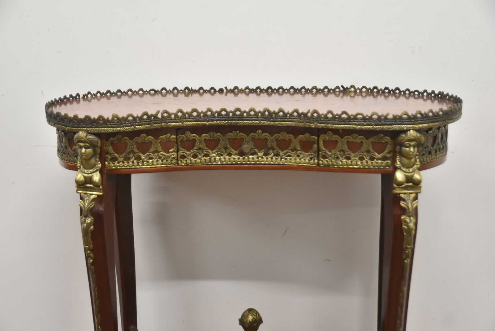 BRONZE MOUNTED KIDNEY SHAPE TABLE - 3