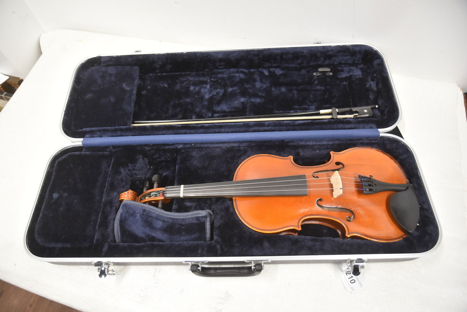 STROBEL MODEL ML 80 VIOLIN IN CASE - 12