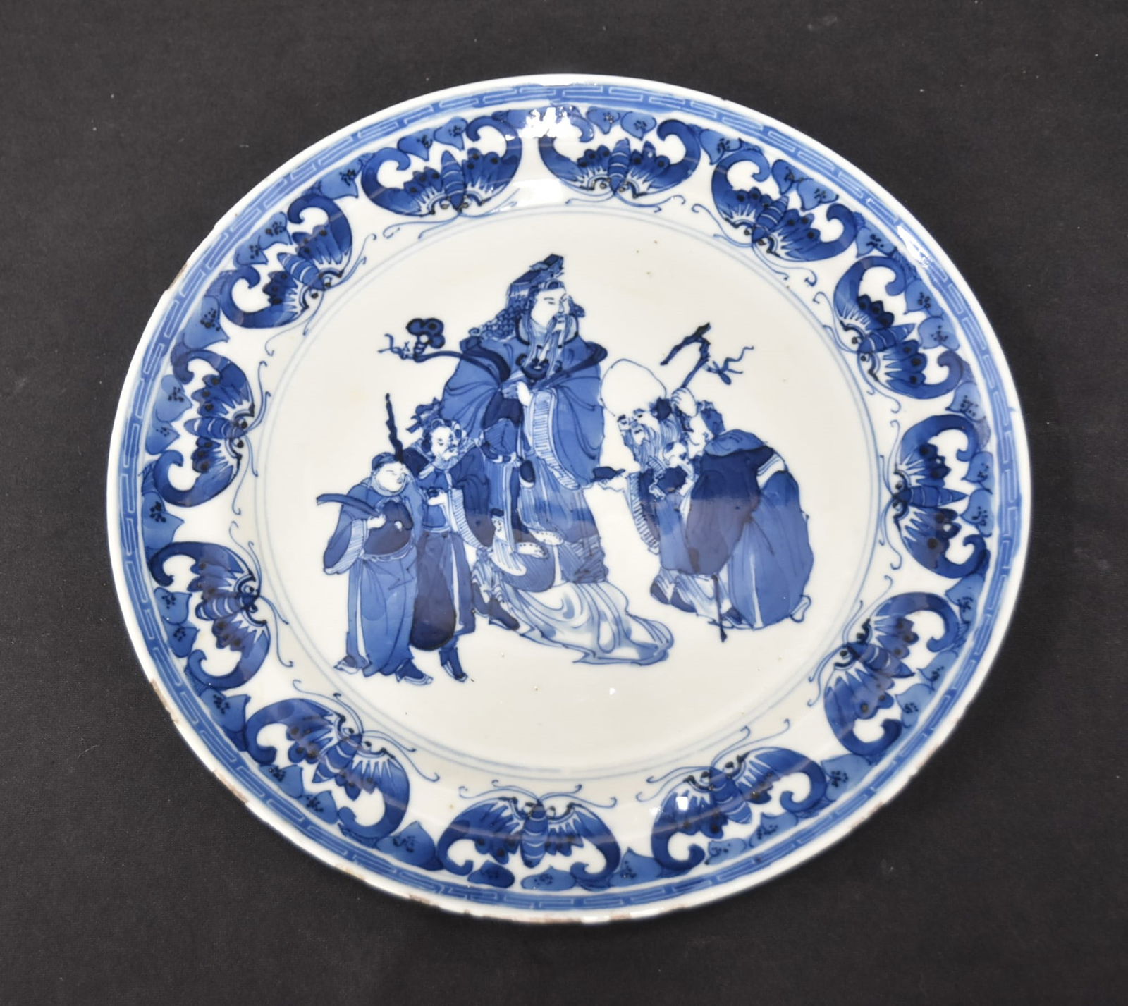 CHINESE BLUE & WHITE PORCELAIN PLATE (1 of 8)
