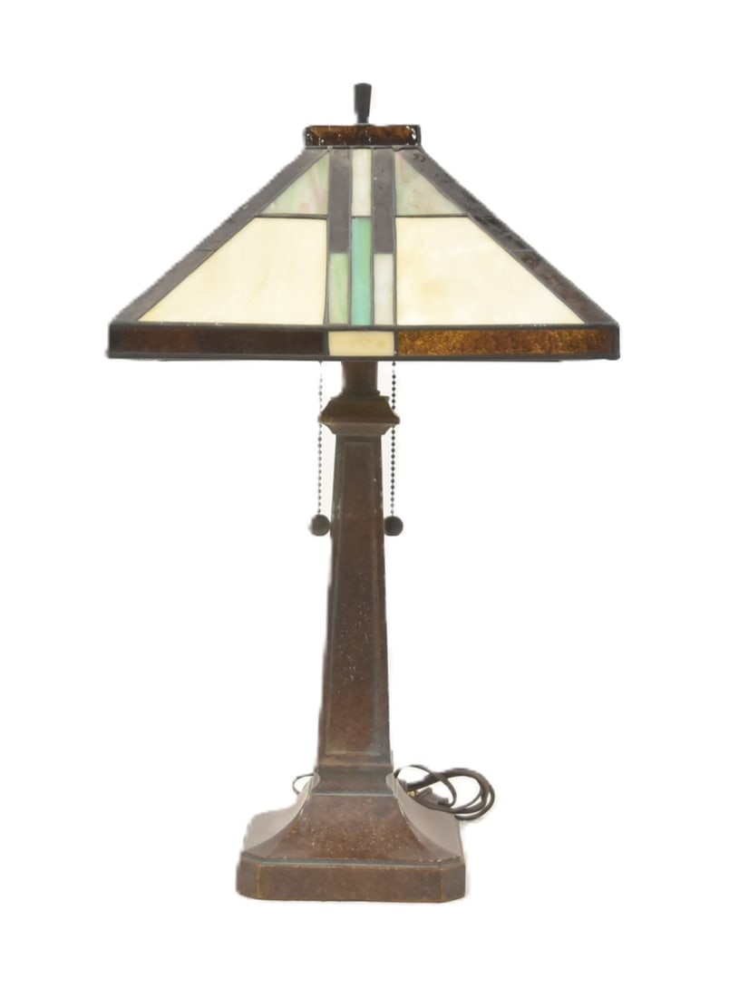 ARTS & CRAFTS STYLE SLAG GLASS TABLE LAMP (1 of 13)