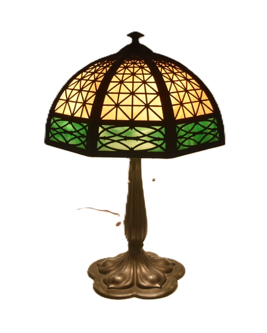 BRADLEY & HUBBARD SLAG GLASS TABLE LAMP (1 of 13)