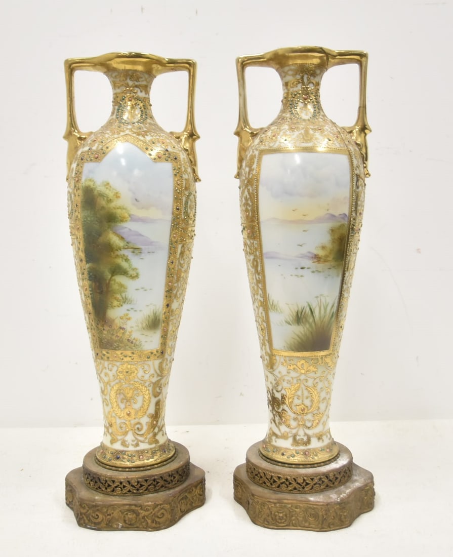 (Pr) LARGE NIPPON TWIN HANDLE VASES (1 of 18)