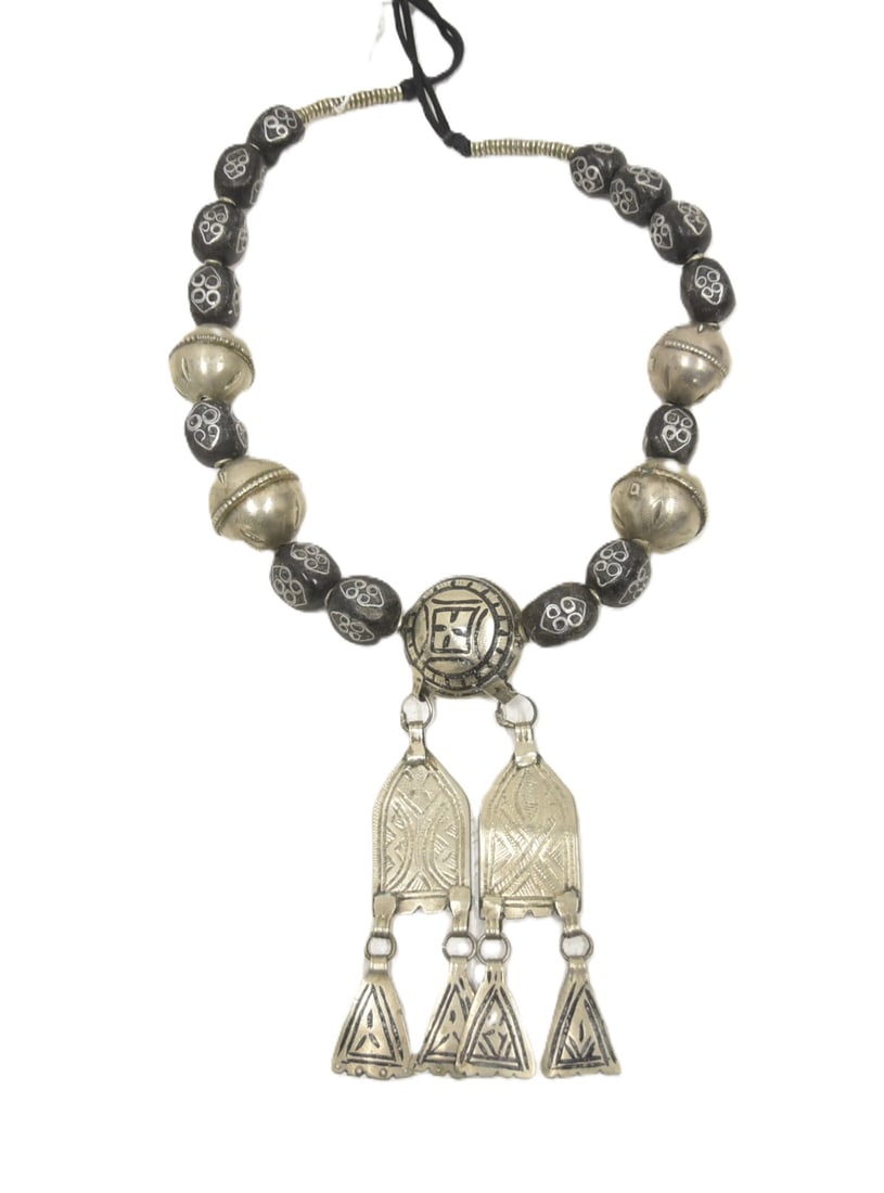 ATTR NEPALESE ANTIQUE SILVER JEWELRY LOT (1 of 8)