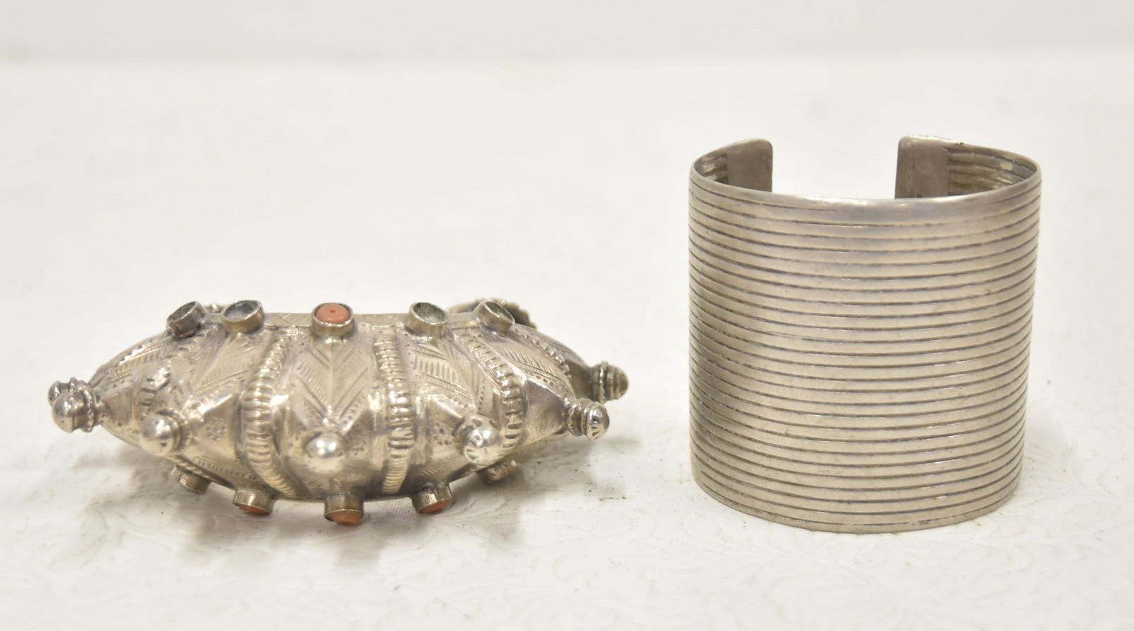 (2) ANTIQUE SILVER TRIBAL BRACELETS (1 of 8)