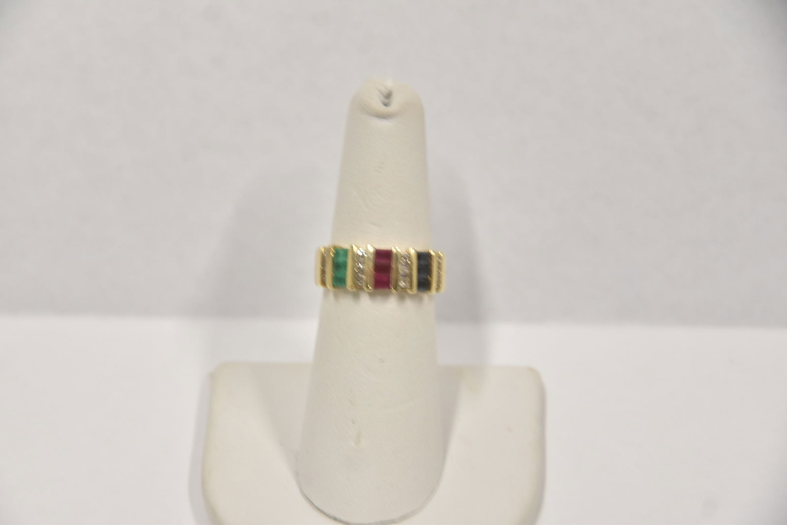 14kt MULTI GEMSTONE RING - 9
