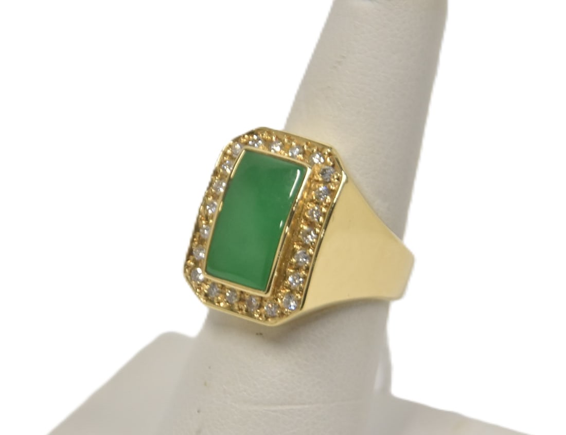 14kt YELLOW GOLD IMPERIAL JADE RING (1 of 9)