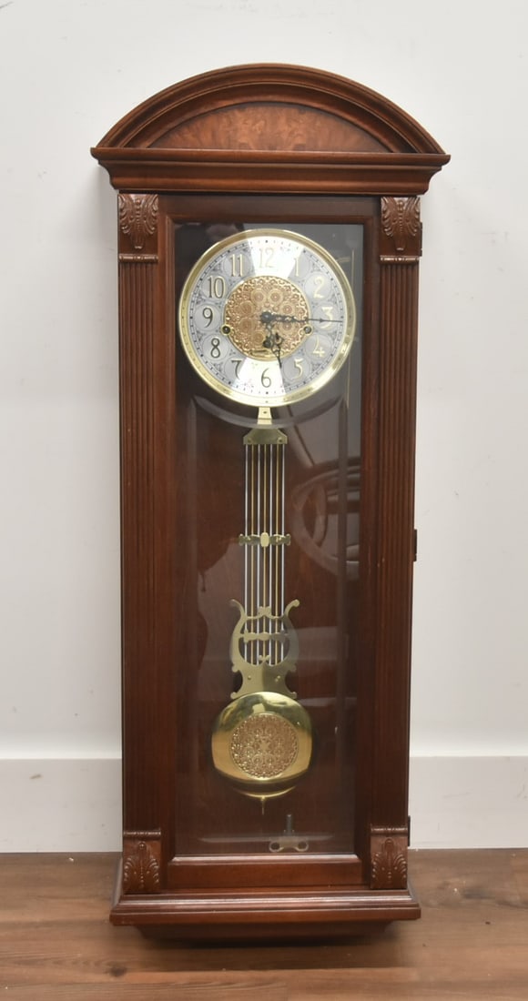 HOWARD MILLLER WALL CLOCK (1 of 7)