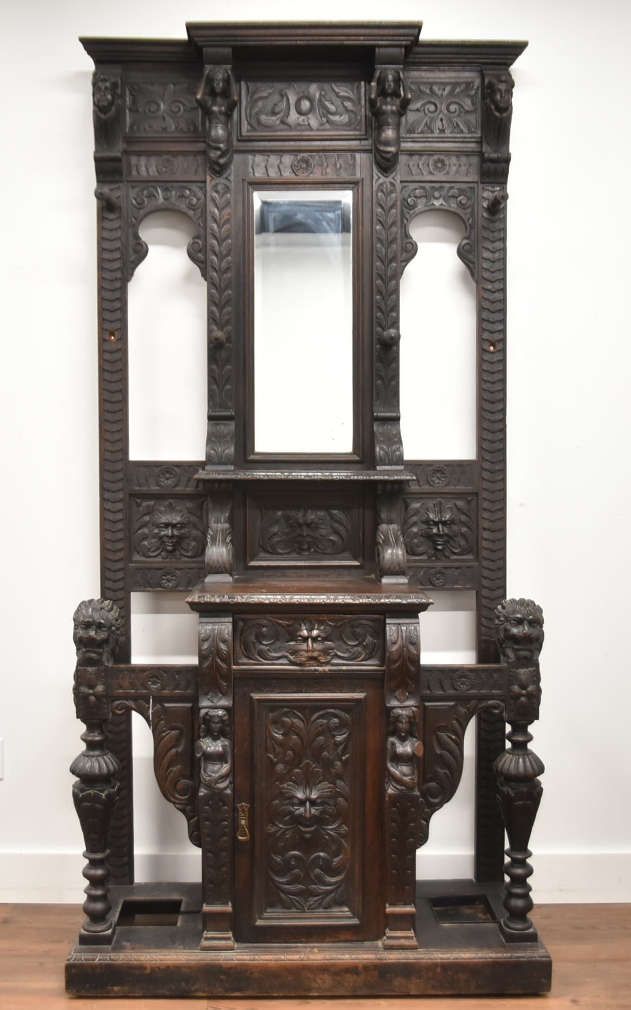 19thC HEAVILY CARVED OAK HALL STAND (1 of 18)