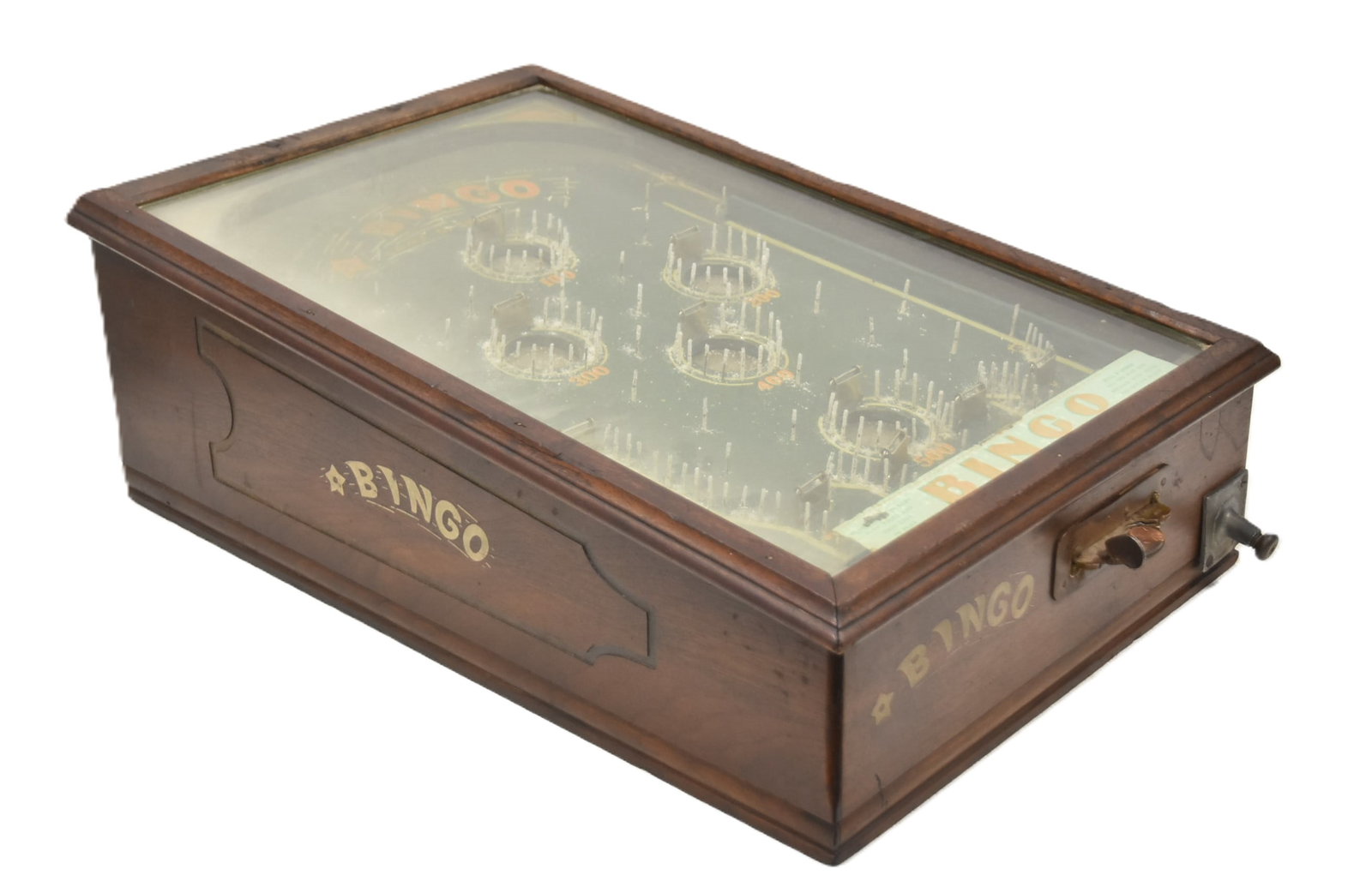 BINGO NOVELTY COIN OP PIN BALL GAME: ANTIQUE BINGO PINBALL GAME 1 CENT MECHANICAL COIN OPERATING PINBALL GAME BY BINGO NOVELTY - 16 1/2" x 25" x 18 1/2" (DOES NOT TAKE PENNY / SOME OXIDATION)