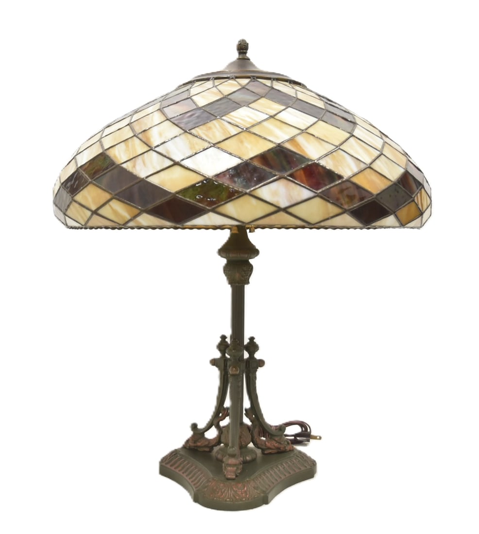 GEOMETRIC LEADED GLASS TABLE LAMP (1 of 14)