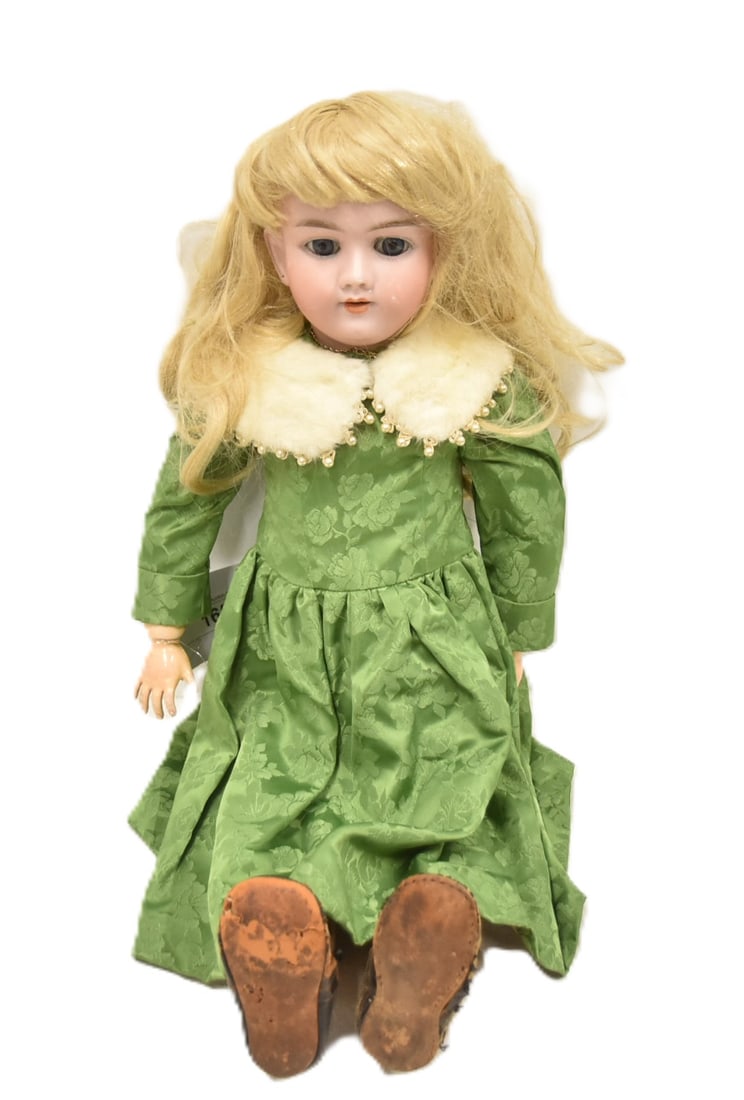 HEINRICH HANDWERCK 99 GERMAN BISQUE DOLL - 28" T (1 of 20)