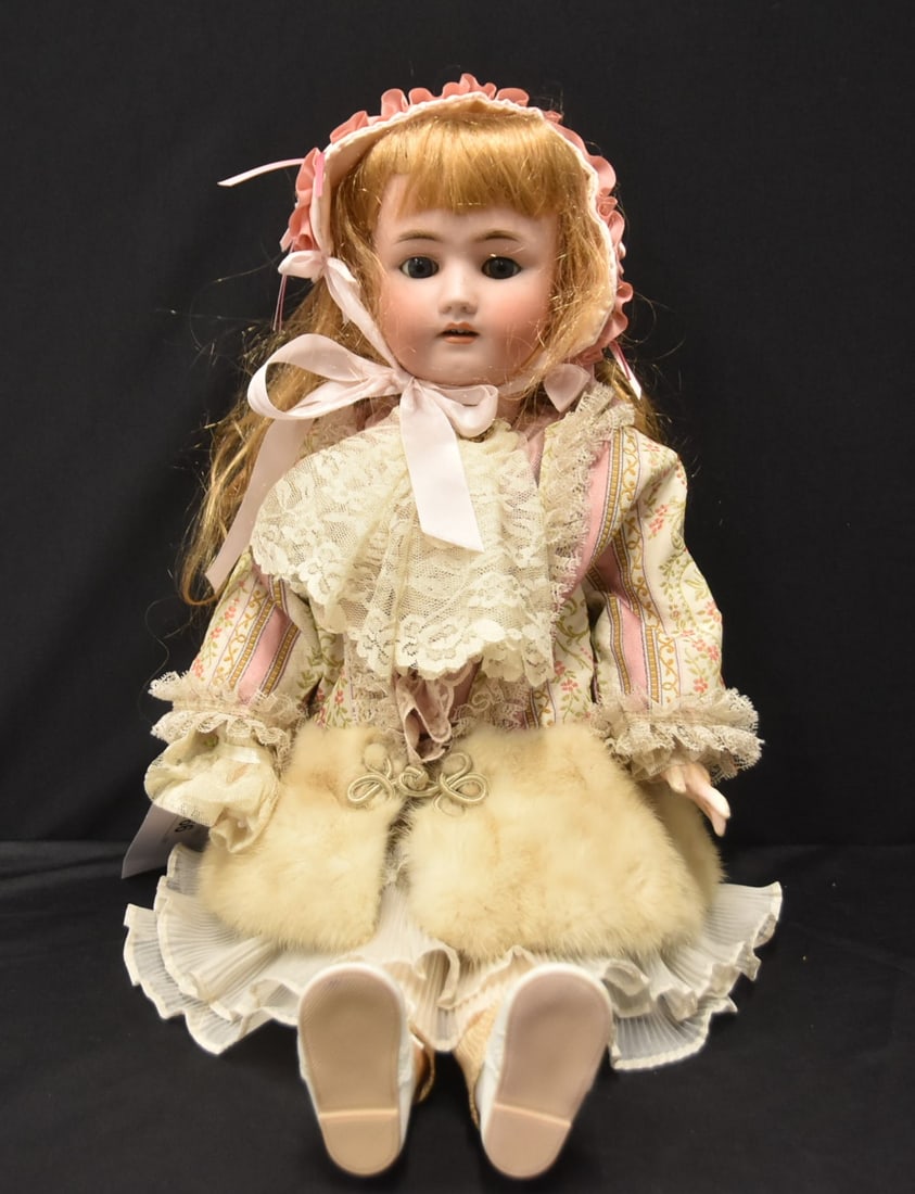 HEINRICH HANDWERCK SIMON HALBIG BISQUE DOLL - 24" (1 of 17)