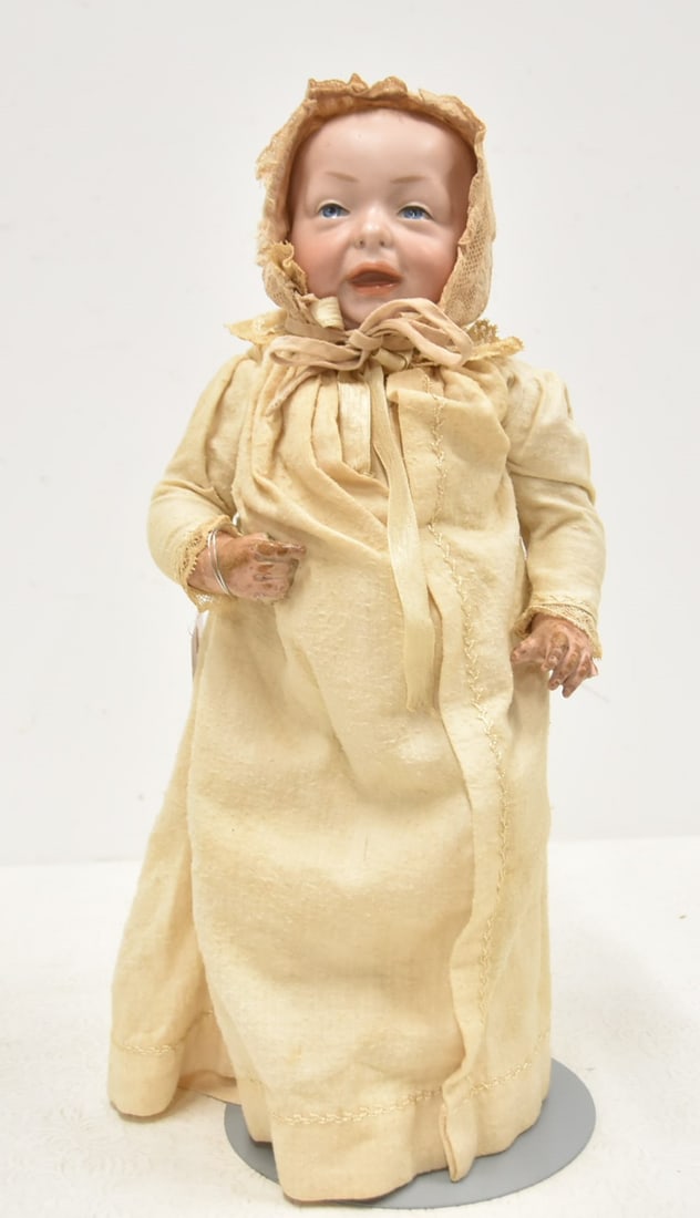 KAMMER & REINHARDT 120 CHARACTER BABY DOLL: K * R 100 KAMMER REINHARDT 100 RARE SOLID DOME BISQUE HEAD CHARACTER BABY WITH INTAGLIO EYES - 13" TALL (MISSING THUMB & PINKY)