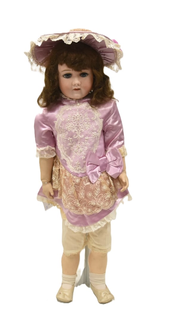GERMAN HEINRICH HANDWERCK 6 GERMAN BISQUE DOLL (1 of 17)