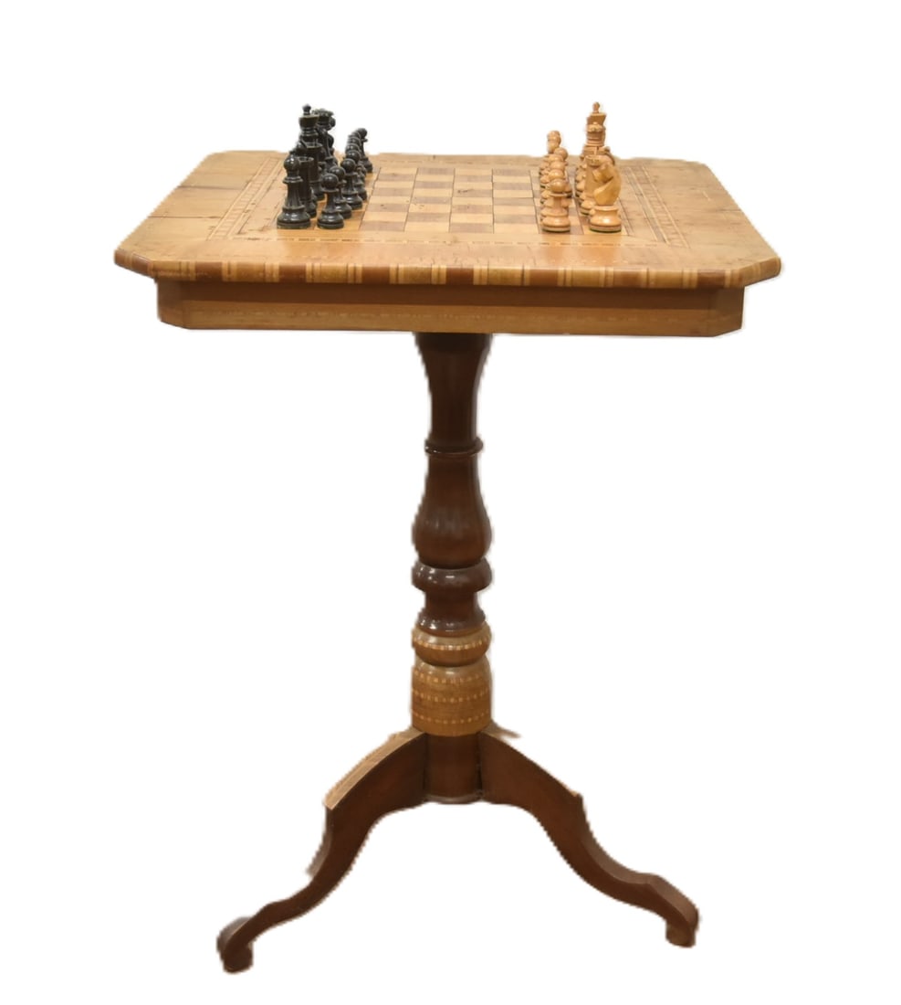 WALNUT INLAID CHESS GAME TABLE WITH PIECES: INLAID WALNUT CHESS GAME TABLE WITH INLAID DESIGNS & HAND MADE WOOD PIECES - 20" x 20" x 28"