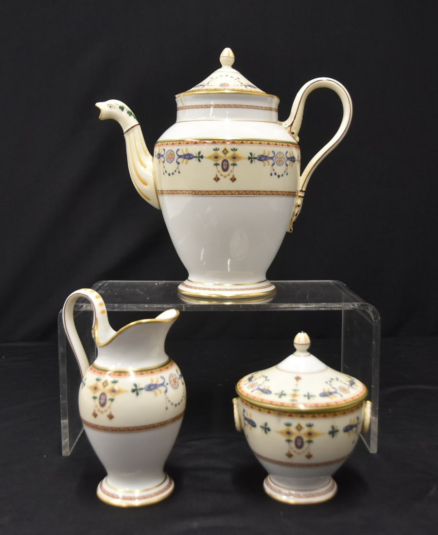 (3)pc RICHARD GINORI BRINDISI TEA SET: RICHARD GINORI BRINDISI URBINO PATTERN TEA SERVCE WITH DRAGON SPOUT CONSISTING OF TEA POT , SUGAR & CREAMER ; RETAILED BY MARSHALL FIELD & Co CHICAGO TEA POT IS 9" x 4 1/2" x 8 3/4"