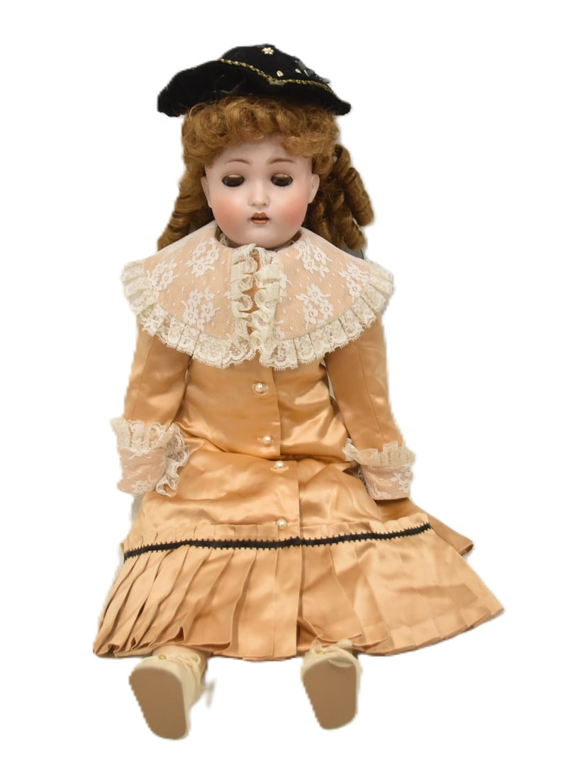 GERMAN HERTEL,SCHWAB & Co. 136/9 BISQUE DOLL (1 of 16)