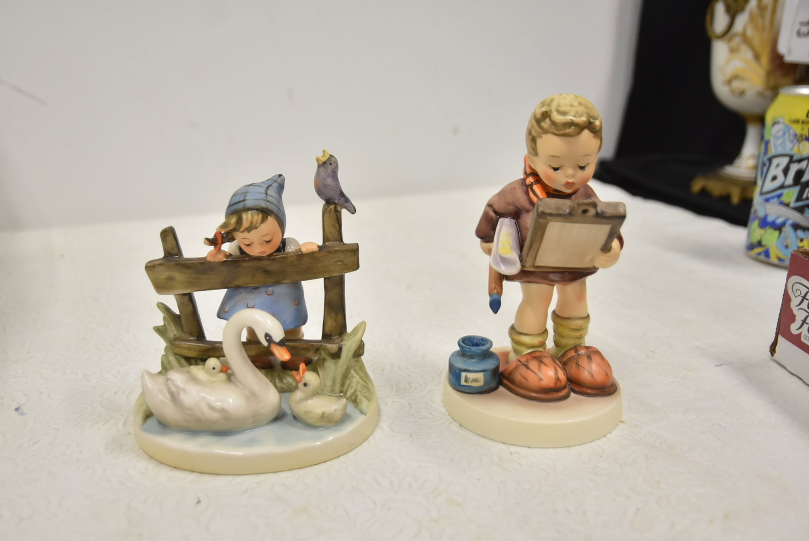 (10) HUMMEL GOEBEL FIGURNES - 8