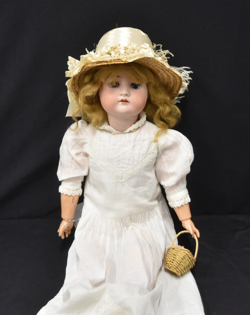 CUNO & OTTO DRESSEL 1912 BISQUE DOLL (1 of 20)