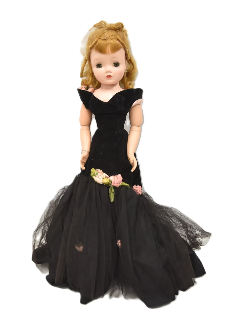 1950s MADAME ALEXANDER CISSY DOLL (1 of 14)