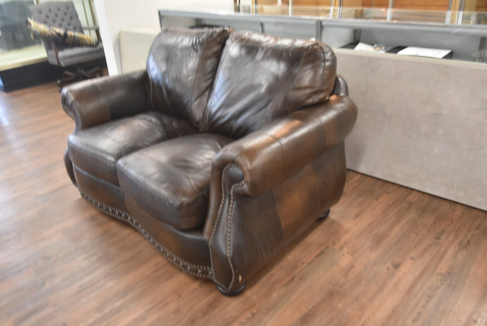 US PREMIUM LEATHER SOFA - 4