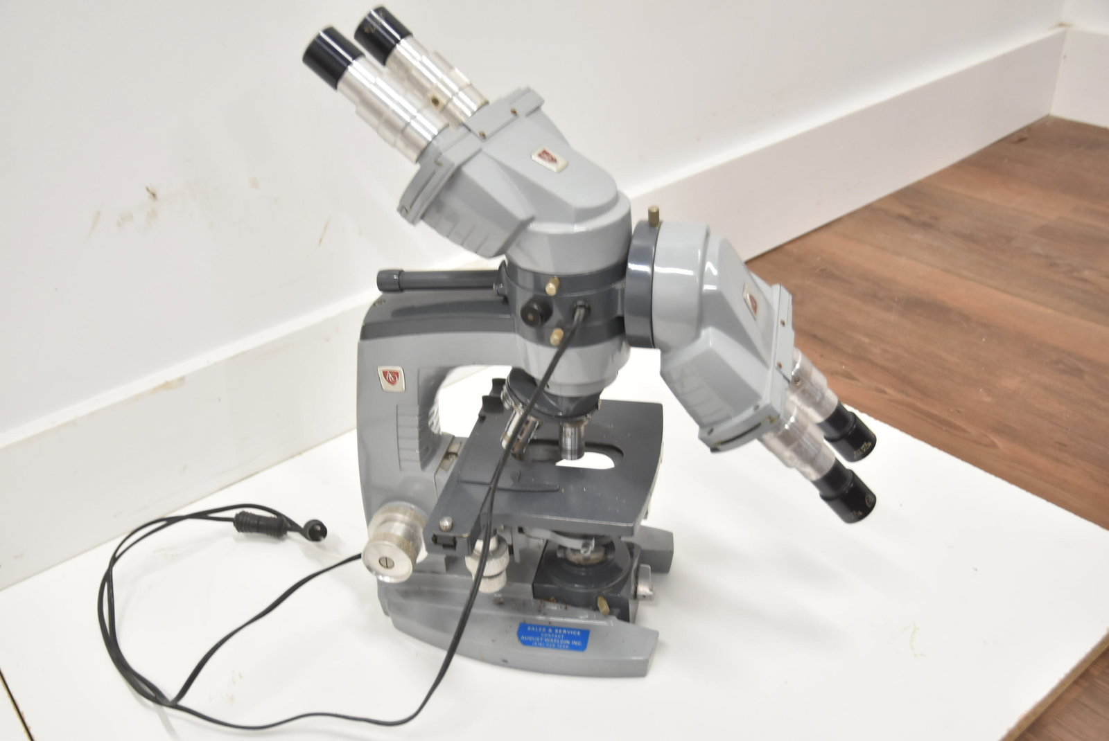 (2) VINTAGE MICROSCOPES - 17