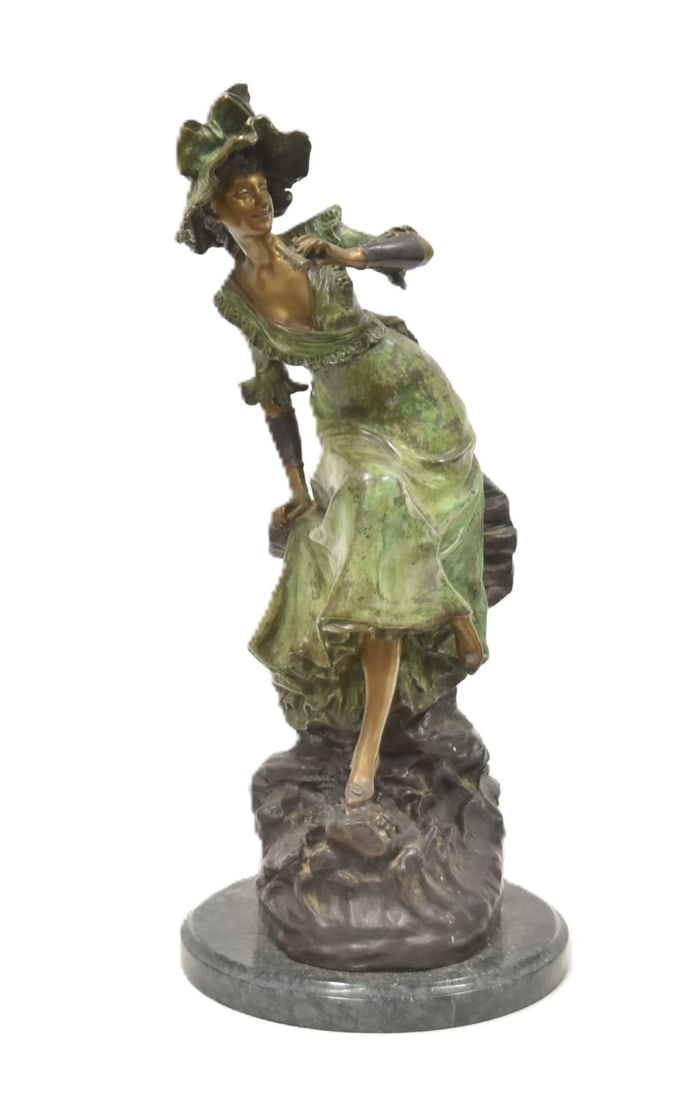 AFTER LOUIS HOTTOT , COLD PAINTED BRONZE WOMAN (1 of 13)