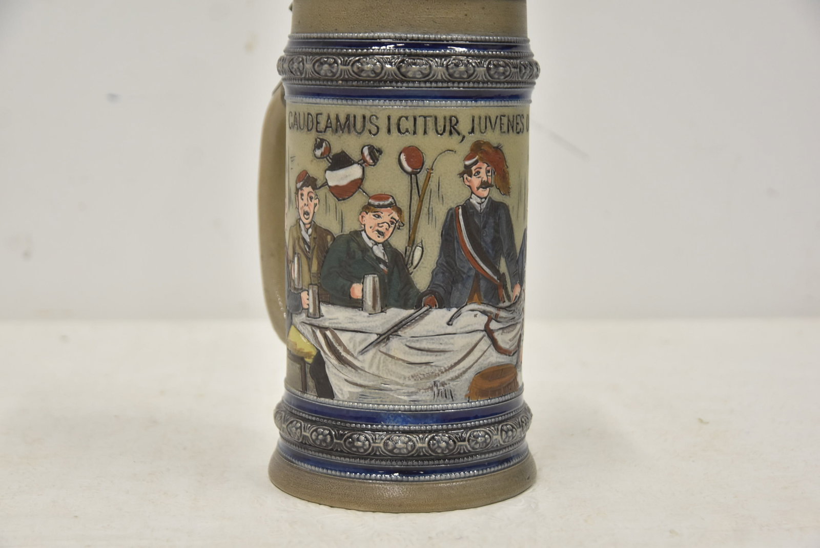 HR 177 STUDENTS DRINKING STEIN - 4