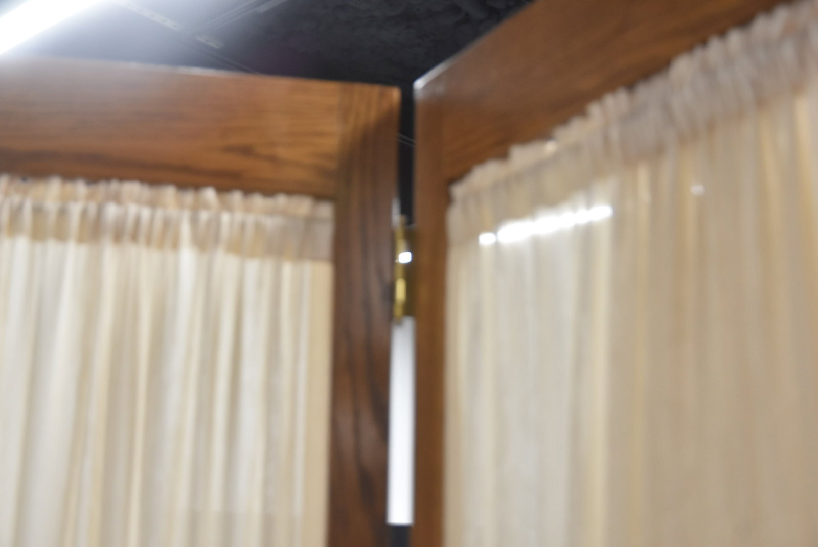 4-PANEL OAK ROOM DIVIDER SCREEN - 10