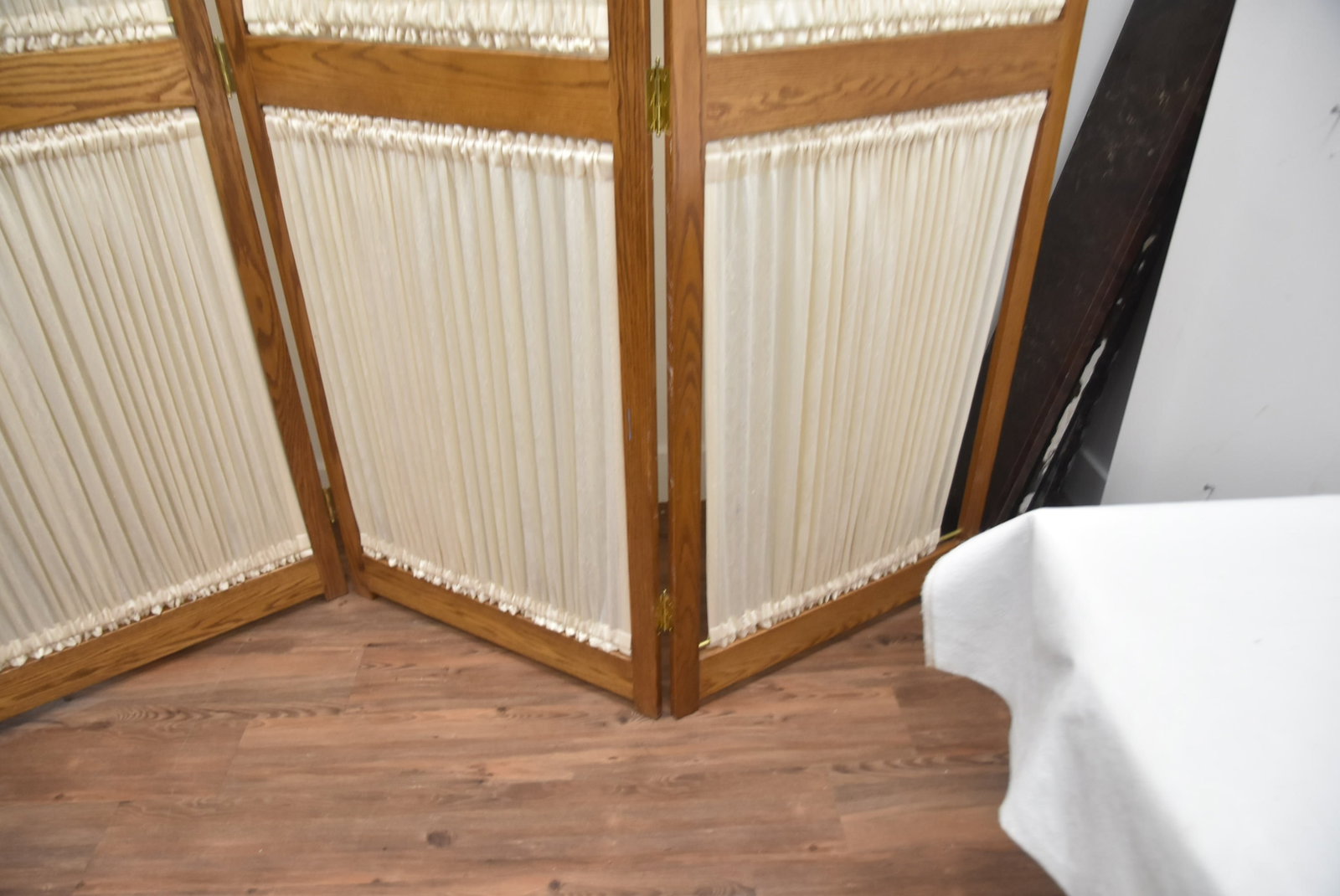4-PANEL OAK ROOM DIVIDER SCREEN - 8