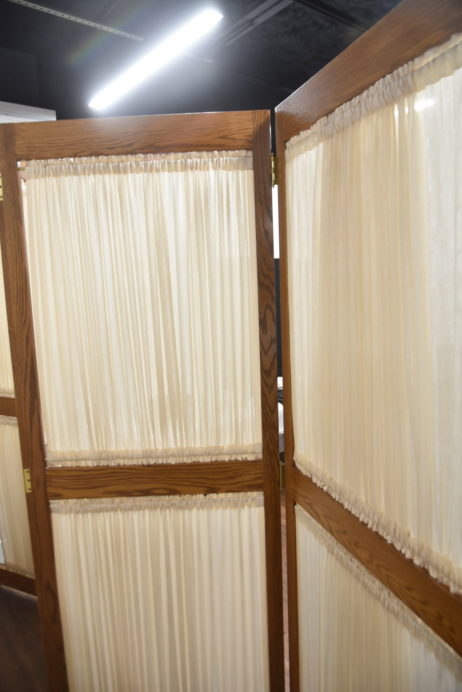 4-PANEL OAK ROOM DIVIDER SCREEN - 9