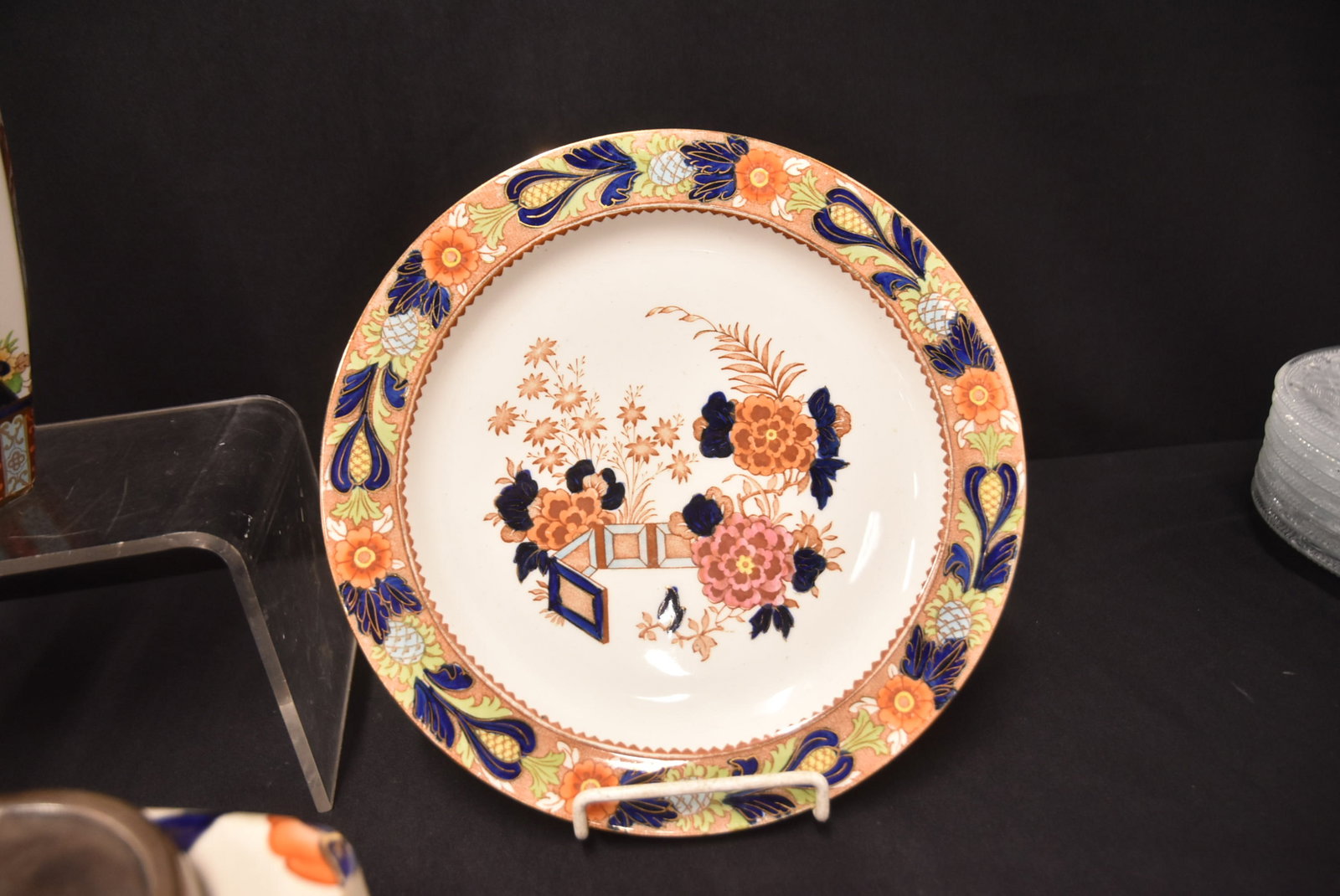 ENGLISH IMARI PATTERN GROUPING - 9