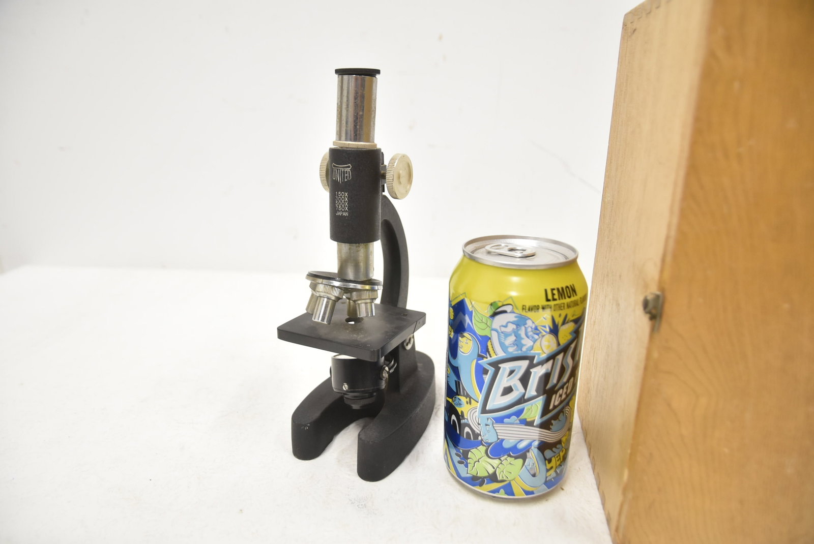 UNITED BEGINNER MICROSCOPE - 7