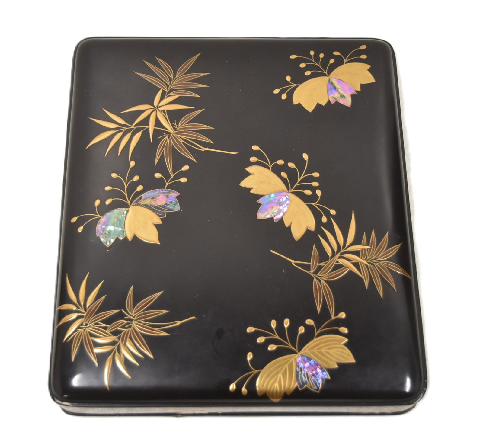 JAPANESE LACQUER & ABALONE WRITING BOX (1 of 14)