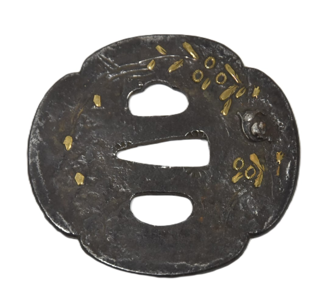 JAPANESE GOLD INLAID TSUBA SWORD GUARD: JAPANESE TSUBA SWORD GUARD FITTING WITH GOLD INLAY - 2 3/4" x 3"