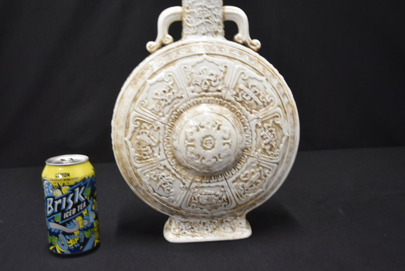 LARGE CHINESE PORCELAIN MOON FLASK - 11