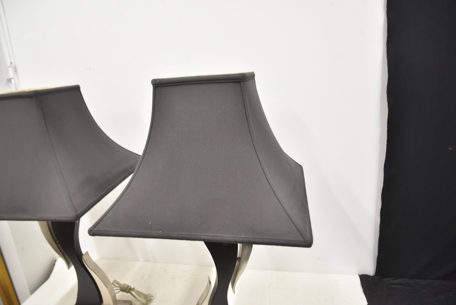 ANTHONY CALIFORNIA MODERN TABLE LAMPS - 7