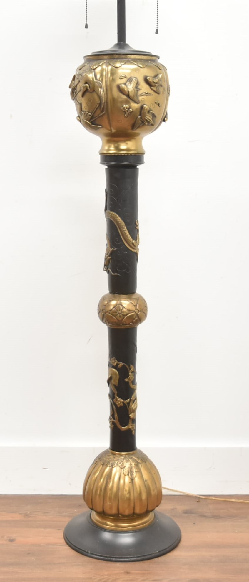 LARGE JAPANESE BRONZE FLOOR LAMP (1 of 11)