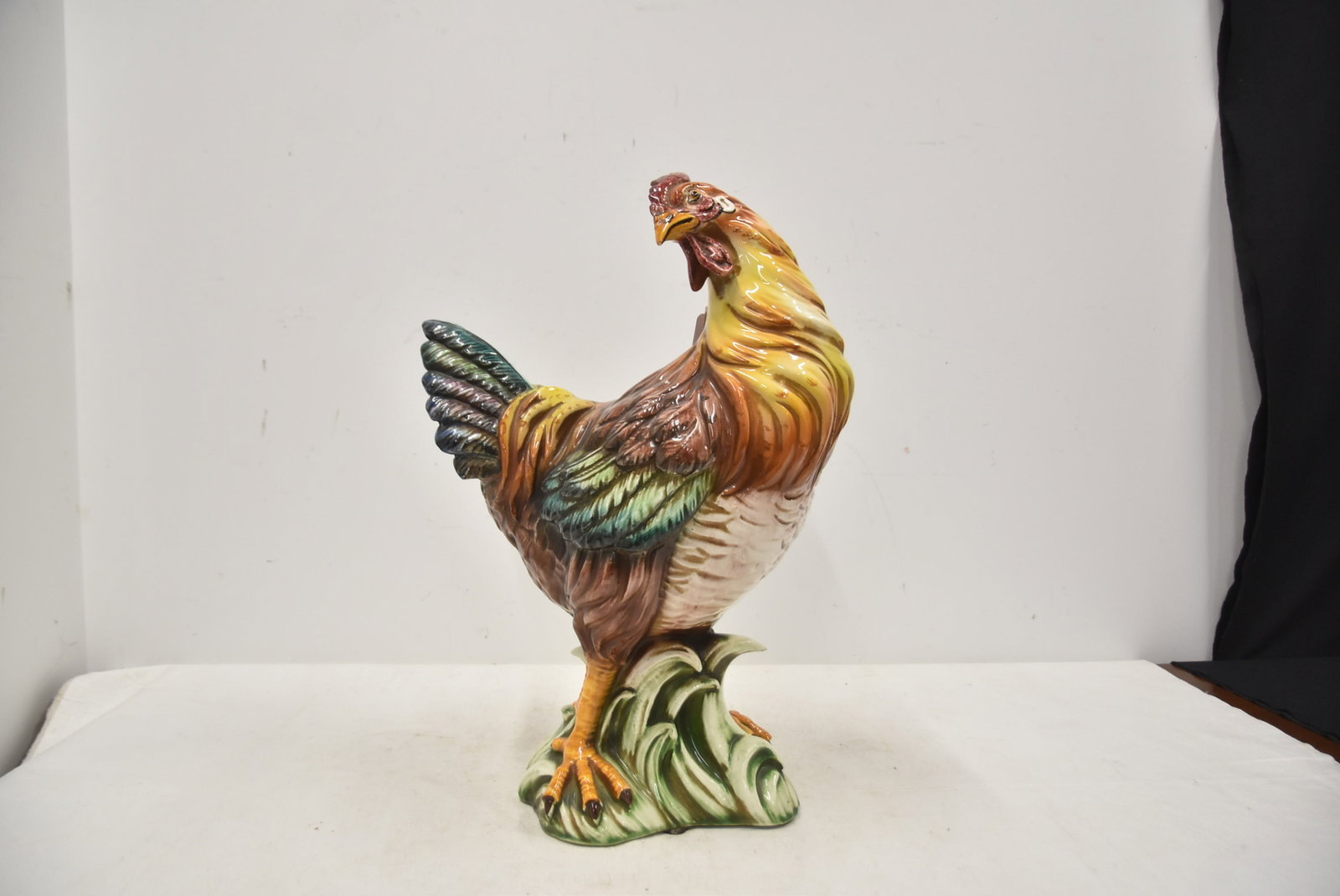 SUR LA TABLE CERAMIC ROOSTER - 2