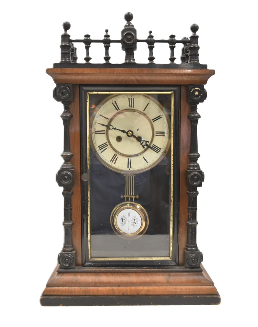 VICTORIAN EASTLAKE SHELF CLOCK (1 of 9)