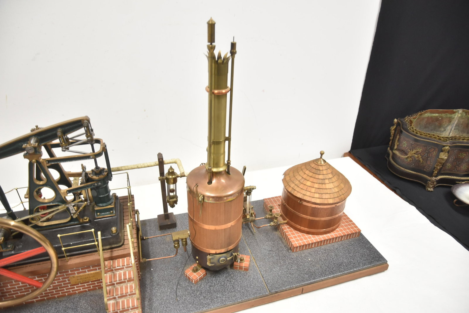 LARGE ENGINERED MODEL STEAM ENGINE & BOILER - 10