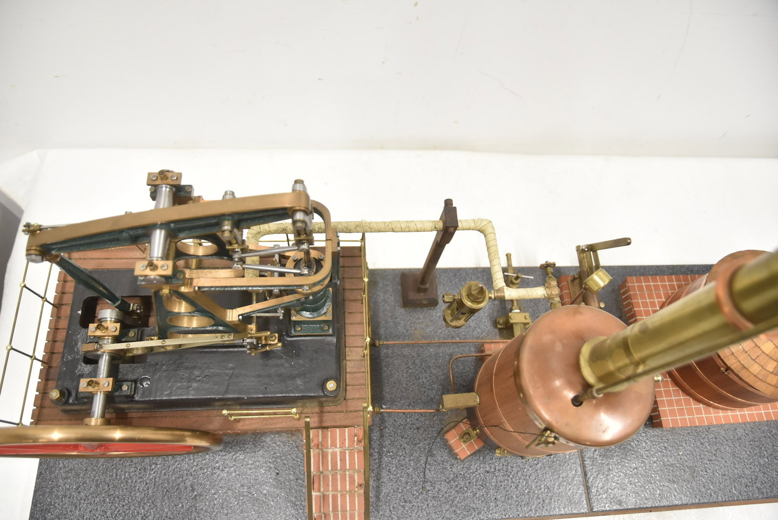 LARGE ENGINERED MODEL STEAM ENGINE & BOILER - 11
