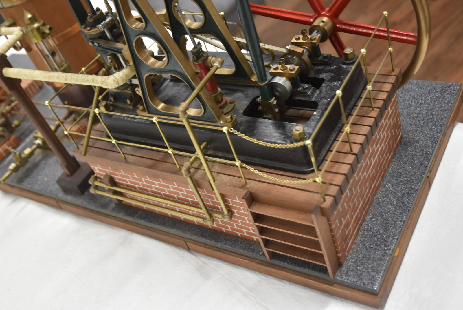 LARGE ENGINERED MODEL STEAM ENGINE & BOILER - 17