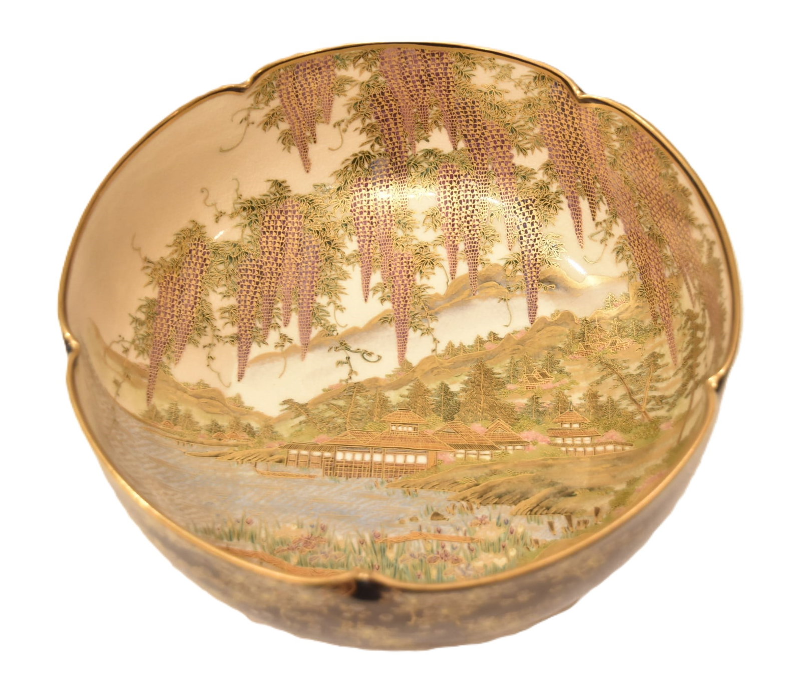 KOSHIDA SATSUMA HEAVY GOLD DECORATED BOWL: KOSHIDA SATSUMA HEAVY GOLD DECORATED SCALLOPED BOWL WITH WISTERIA TREES IN LANDSCAPE WITH HOUSES - 9 1/2" x 4" (PLEASE NOTE THIS ITEM IS BEING SOLD AT AN OFF SITE LOCATION & PREVIEW IS UNAVAILABLE ; A